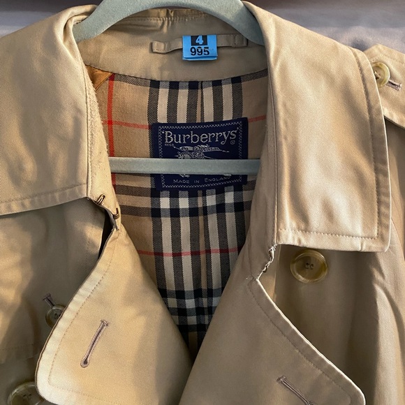 Burberry’s full length womens coat size Lg